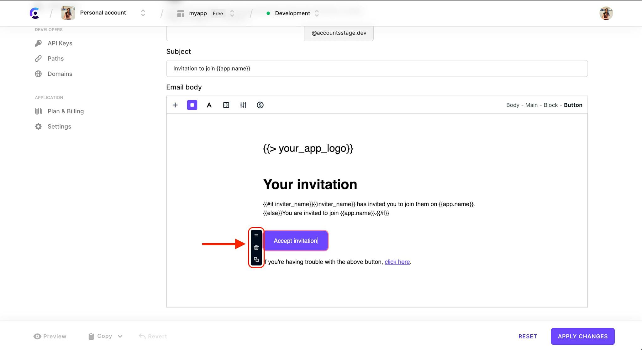 The 'Invitation' email template customization page. The 'Accept invitation' button has been clicked, revealing a small toolbar. There is a red box around the toolbar with a red arrow pointing to it.